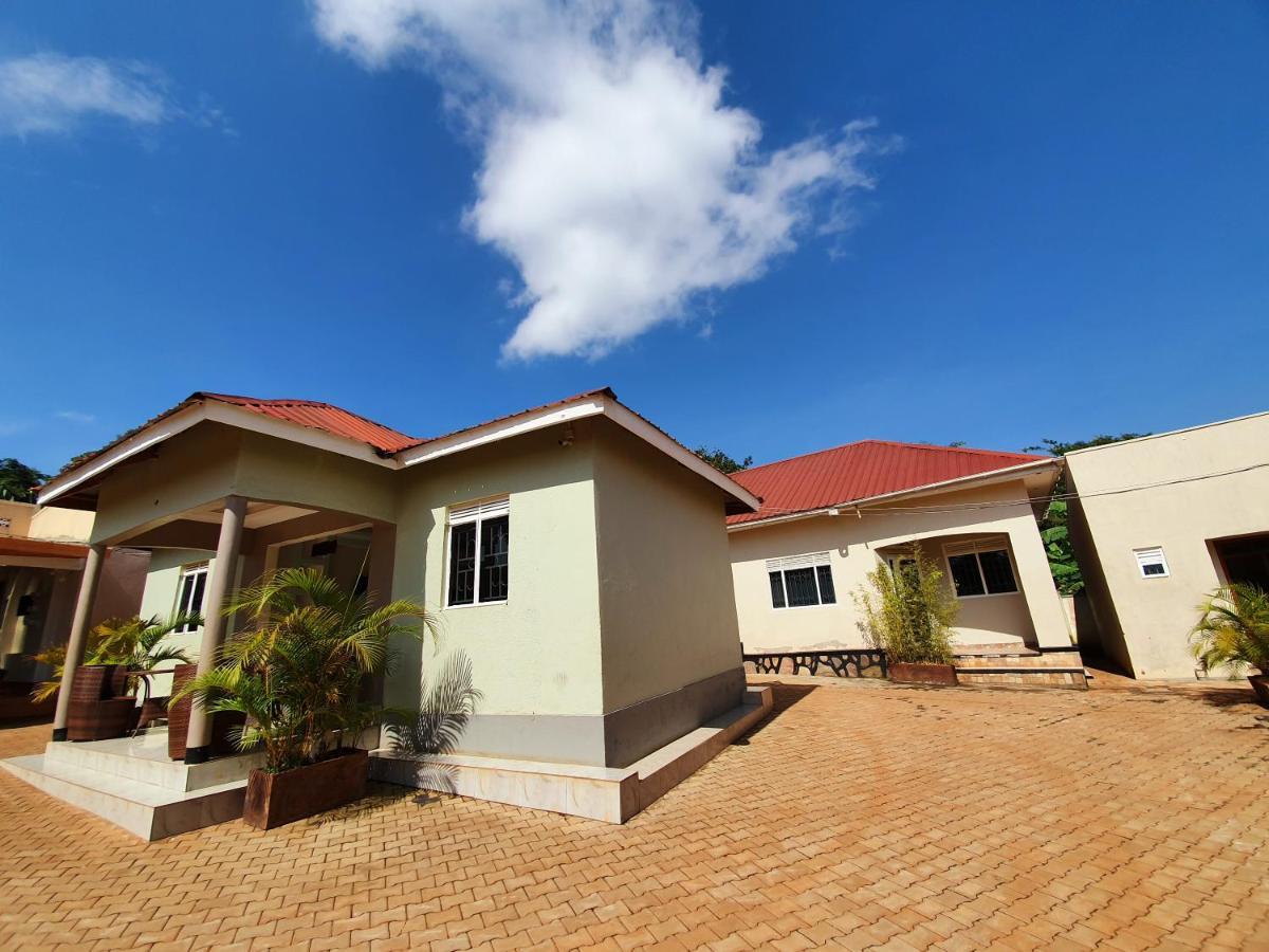 Airport Unique Hotel Entebbe Kültér fotó